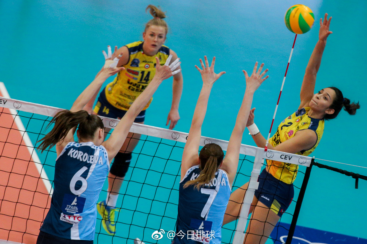 开云娱乐-意大利主场欢庆，驰骋欧洲赛场无往不利(二胡赛马国外演出震惊世界)